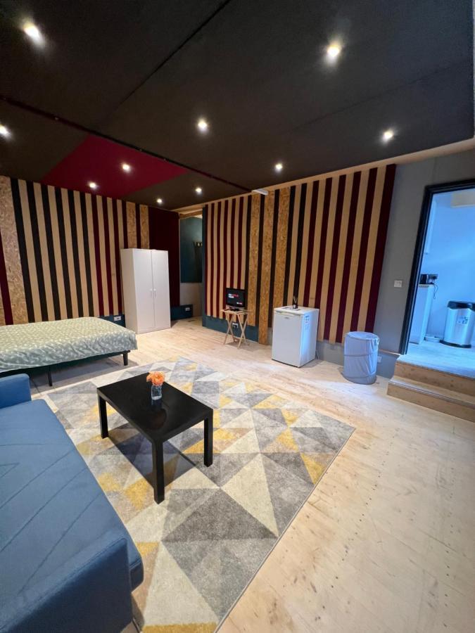 Newly Built Large Garden Ensuite Guest Studio Borehamwood Exterior foto